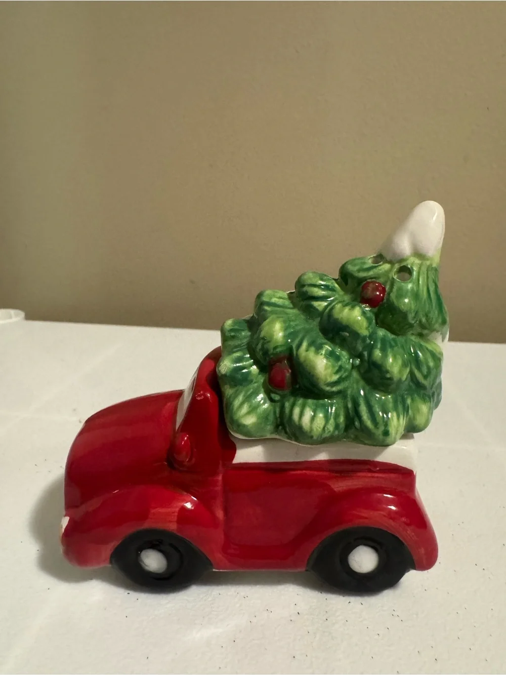 Christmas Salt n’ Pepper Shaker Set